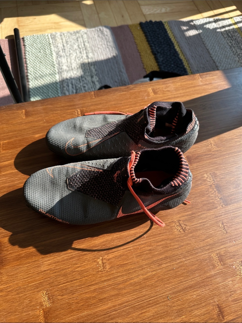 Nike Phantom Vision Elite FG Cleats